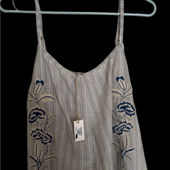 👖Cost Plus World Market Striped Jumpsuit with Floral Embroidery and pockets! - Picture 3 of 10